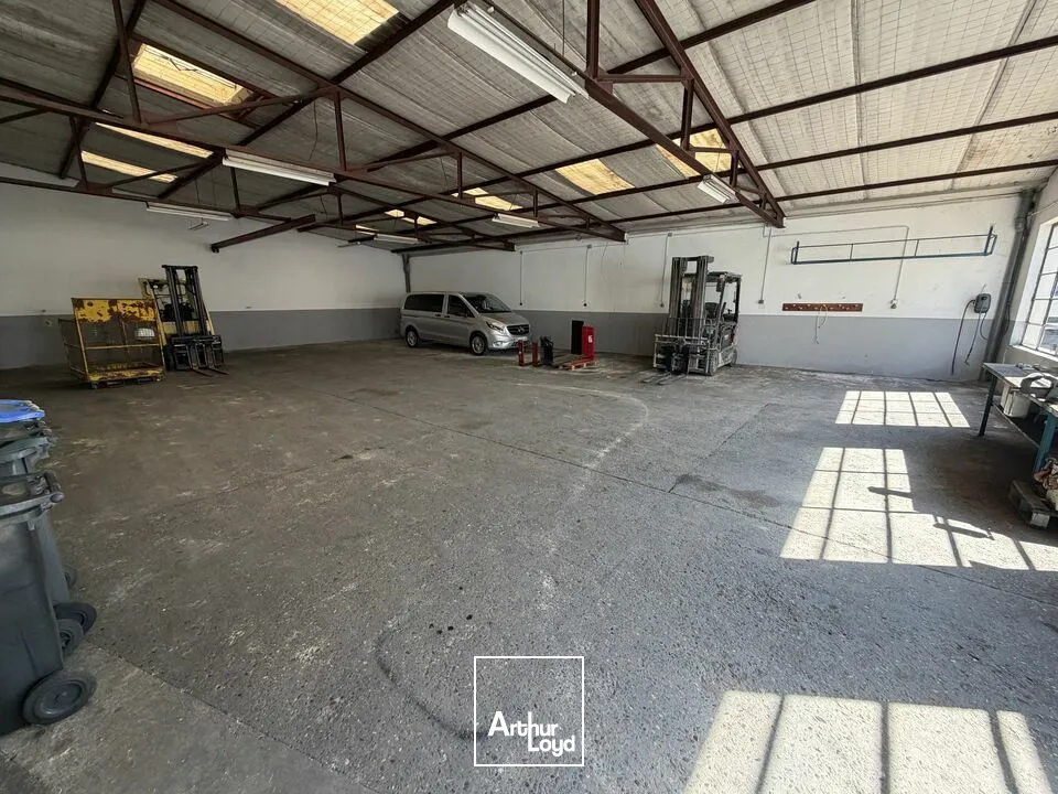 Locaux d'activité & Entrepôts - Location - VALENCE - 26000 - 332-332 - 7728206