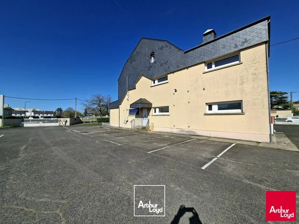 Bureaux - Vente - LA FLÈCHE - 72200 - 748-748 - 7728271