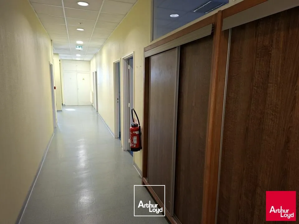 Bureaux - Vente - LA FLÈCHE - 72200 - 748-748 - 7728275