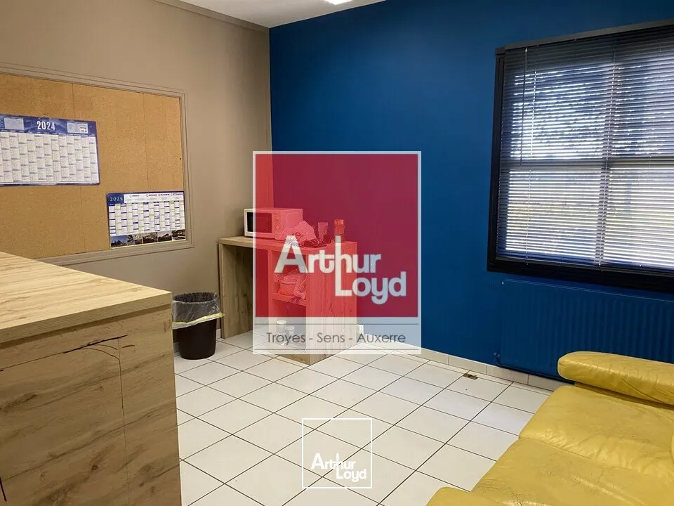 Locaux d'activité & Entrepôts - Vente - PINEY - 10220 - 6022-6022 - 7728301