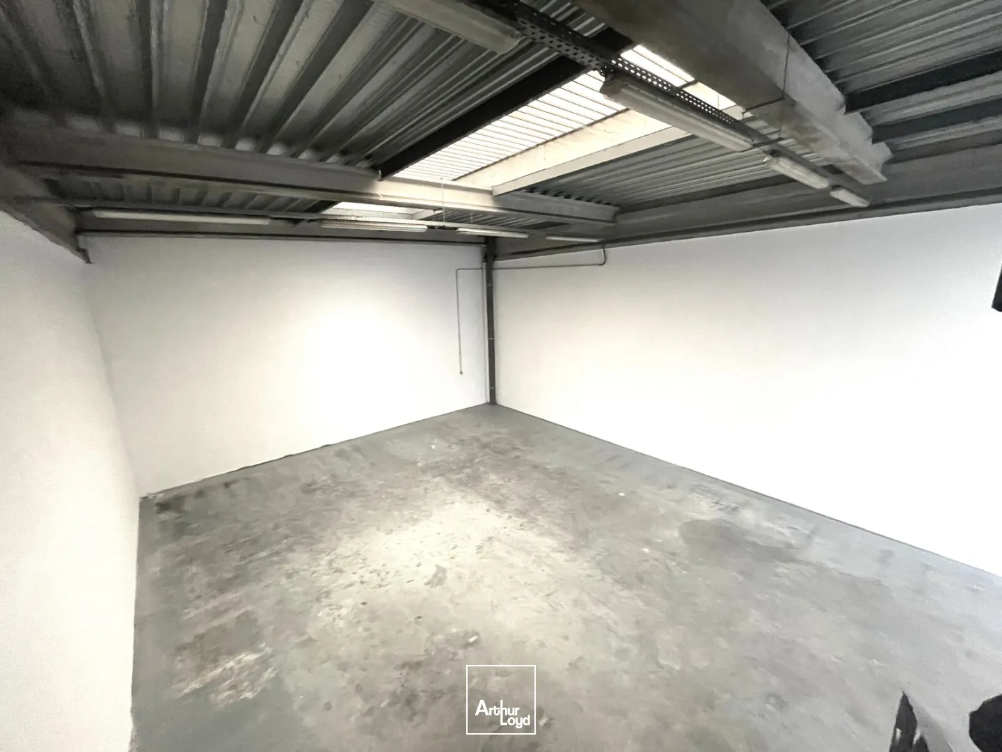 Locaux d'activité & Entrepôts - Location - CHAMBLY - 60230 - 195-195 - 7728360