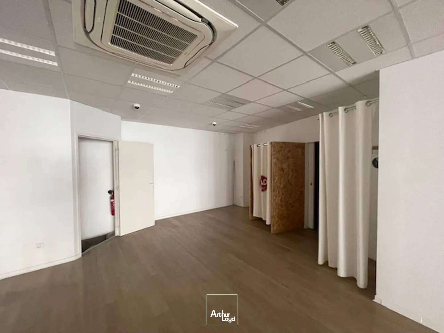 Locaux commerciaux - Location - BREST - 29200 - 180-180 - 7728413