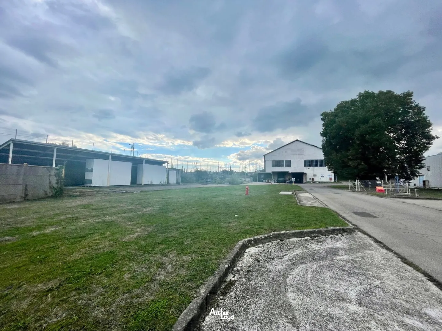 Locaux d'activité & Entrepôts - Location - SAINT ETIENNE DU ROUVRAY - 76800 - 1000-1000 - 7728495