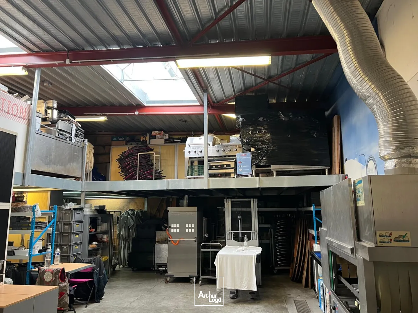 Locaux d'activité & Entrepôts - Vente - BEAUMONT SUR OISE - 95260 - 410-410 - 7728685