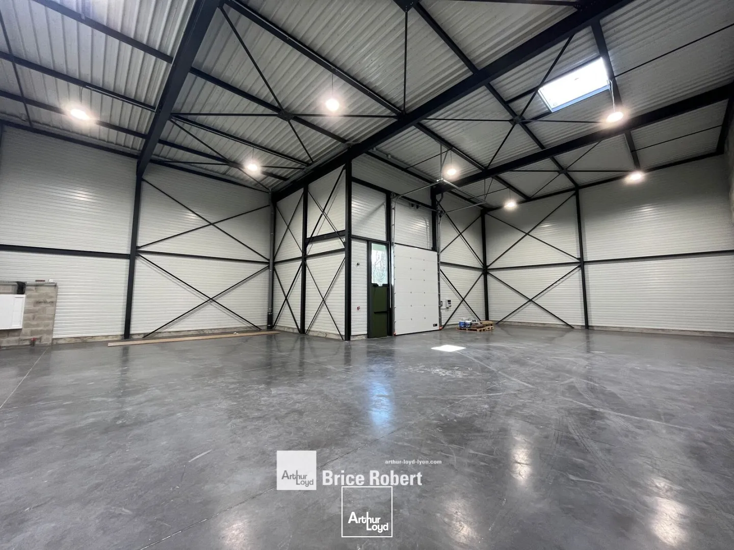 Locaux d'activité & Entrepôts - Location - THURINS - 69510 - 547-547 - 7728958