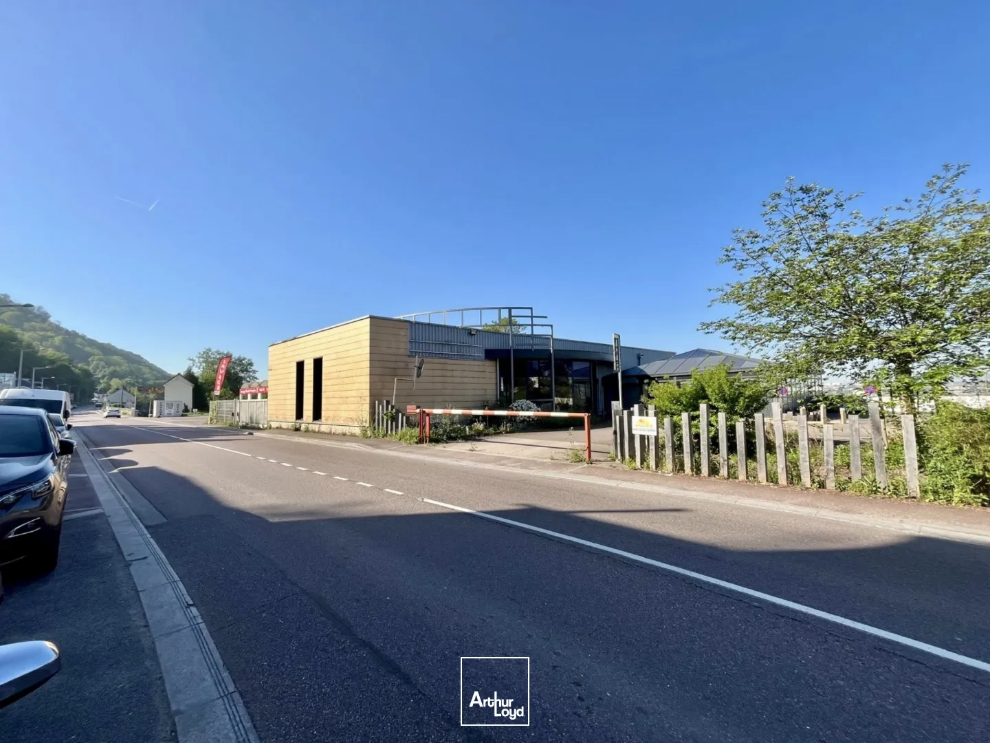 Locaux commerciaux - Location - AMFREVILLE LA MI VOIE - 76920 - 280-700 - 7730714