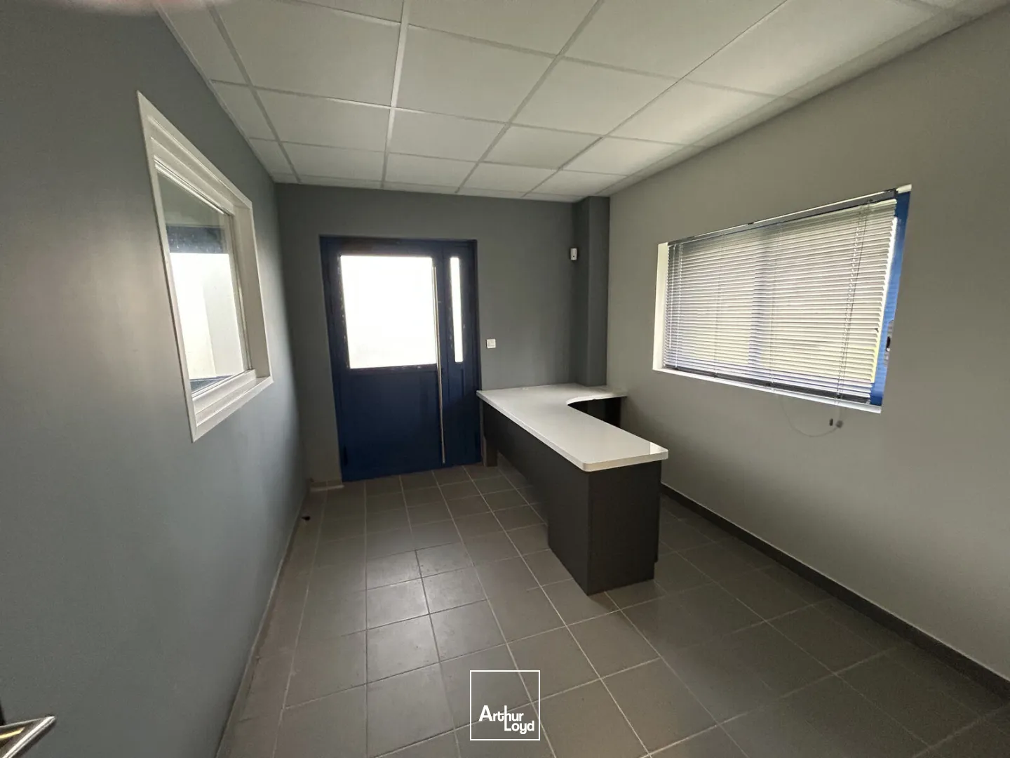 Locaux d'activité & Entrepôts - Location - REZE - 44400 - 183-183 - 7730789