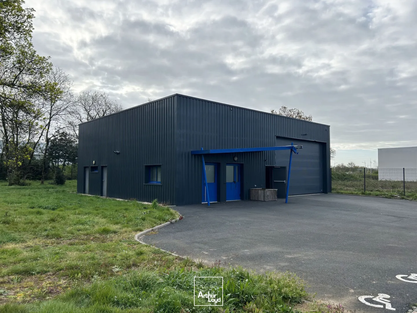 Locaux d'activité & Entrepôts - Location - REZE - 44400 - 183-183 - 7730792