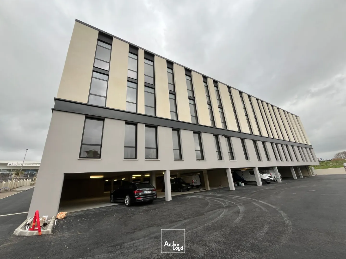 Locaux commerciaux - Vente - NARBONNE - 11100 - 105.9-314.5 - 7730808