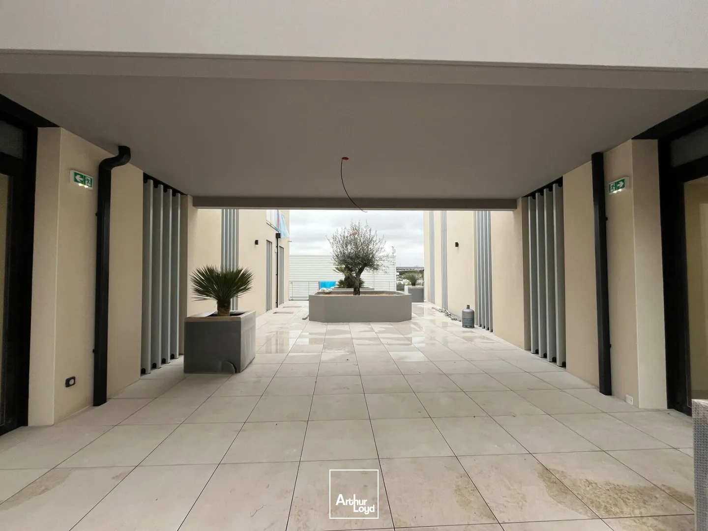 Locaux commerciaux - Location - NARBONNE - 11100 - 151-151 - 7730818