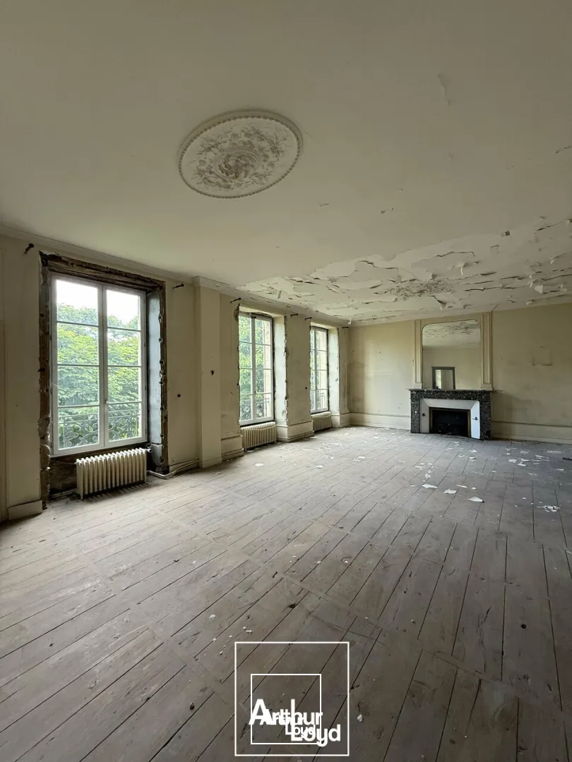 Locaux d'activité & Entrepôts - Vente - BRIVE-LA-GAILLARDE - 19100 - 600-600 - 7731173