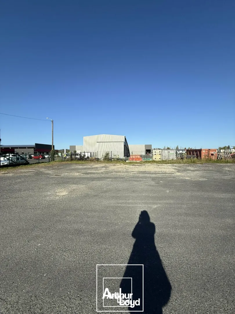 Locaux d'activité & Entrepôts - Location - SAINT PANTALEON DE LARCHE - 19600 - 1455-1455 - 7731176