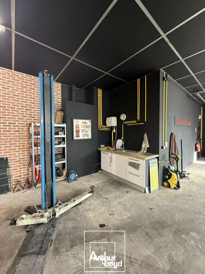 Locaux d'activité & Entrepôts - Vente - BRIVE-LA-GAILLARDE - 19100 - 323-323 - 7731201