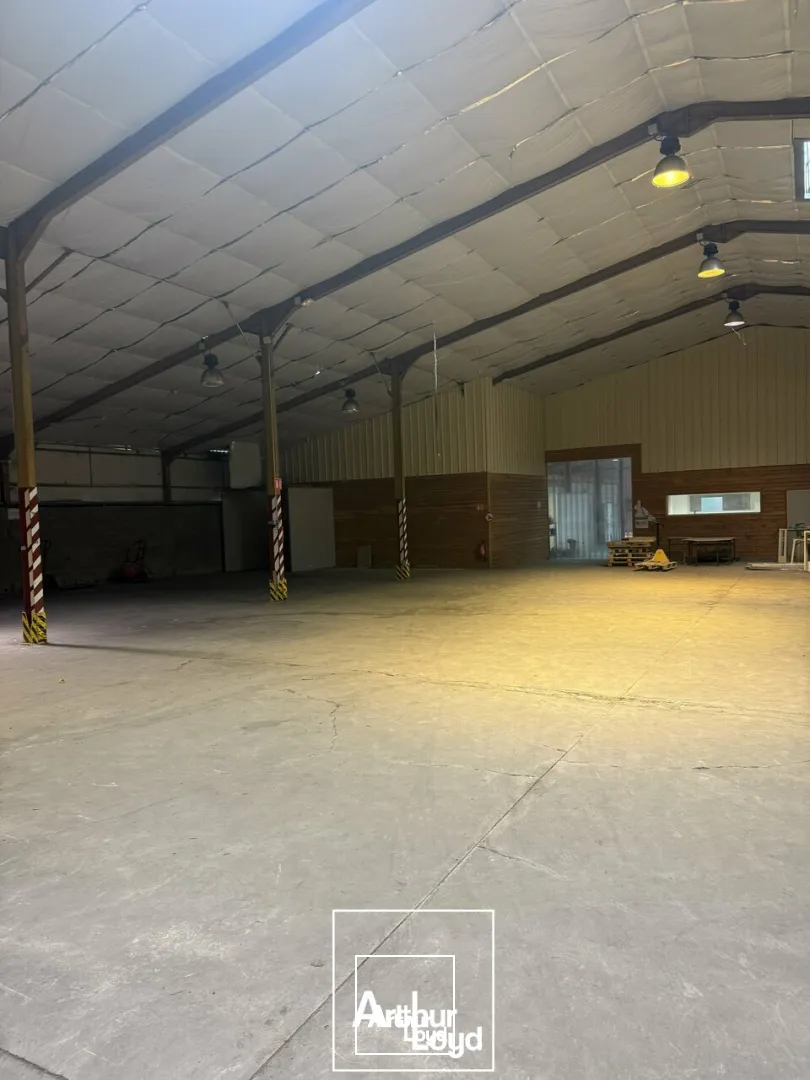 Bureaux - Location - SAINT PANTALEON DE LARCHE - 19600 - 680-680 - 7731258