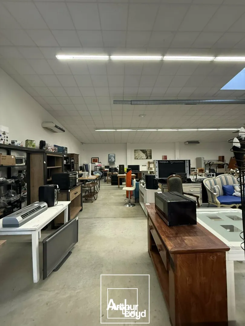 Locaux commerciaux - Location - SARLAT-LA-CANÉDA - 24200 - 600-600 - 7731265