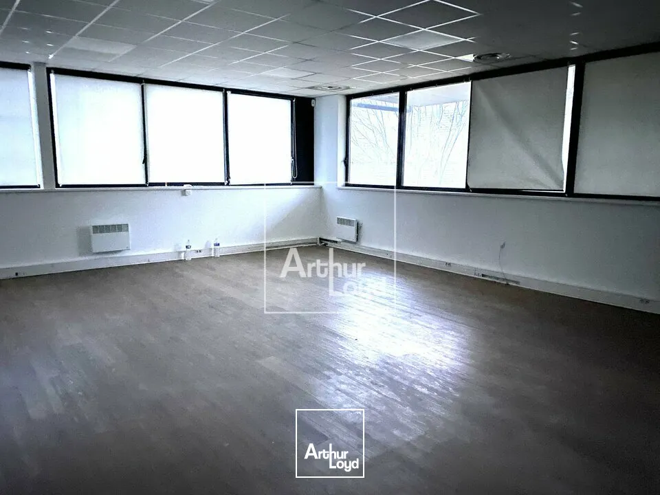 Locaux d'activité & Entrepôts - Location - LISSES - 91090 - 538-3257 - 7731353