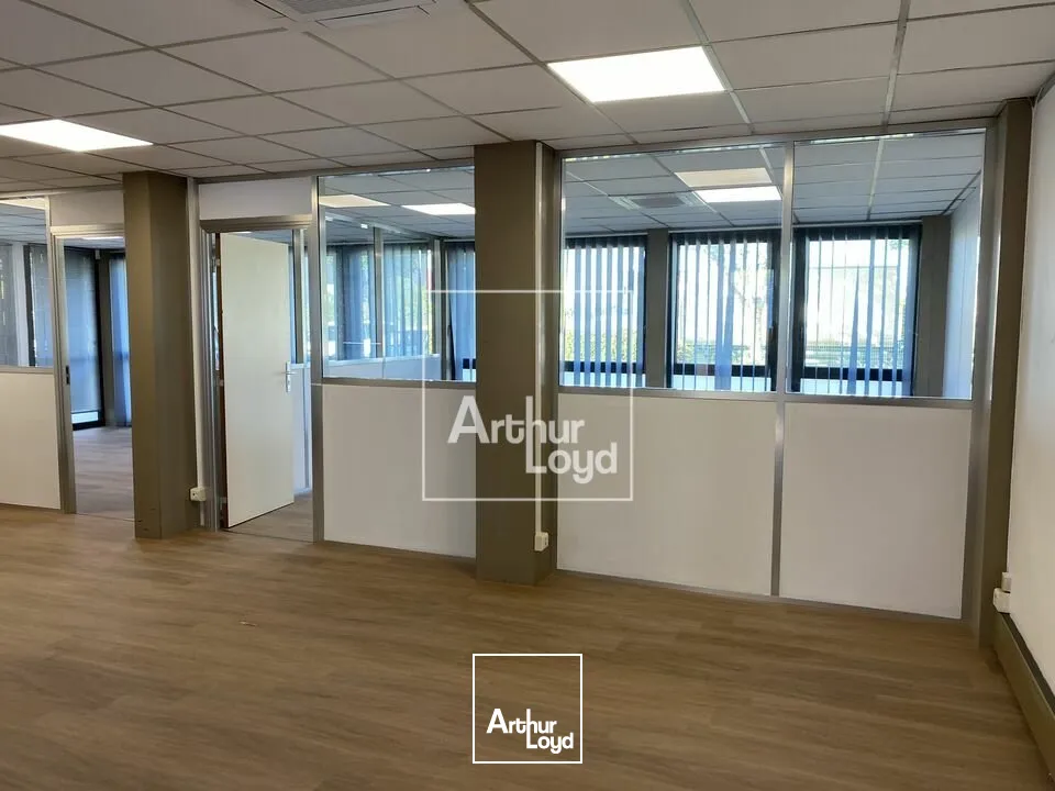Bureaux - Location - MOISSY CRAMAYEL - 77550 - 133-671 - 7731360