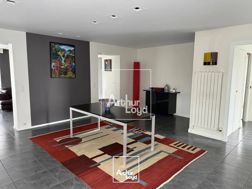 Locaux d'activité & Entrepôts - Vente - DAMMARIE-LES-LYS - 77190 - 260-260 - 7731401