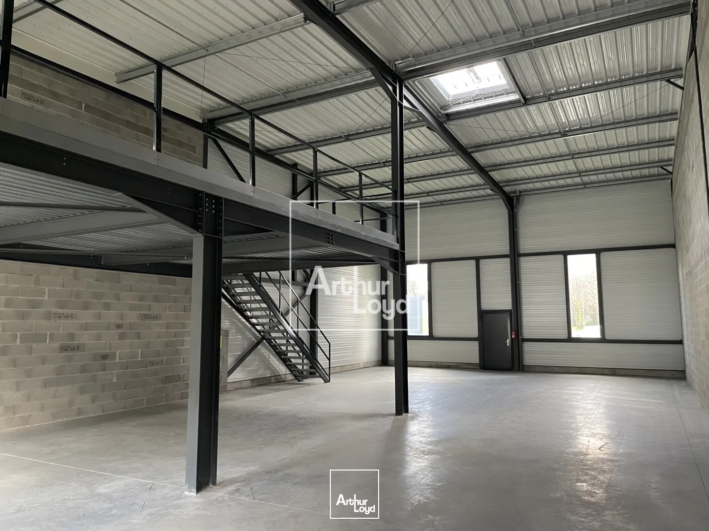 Locaux d'activité & Entrepôts - Location - VOREPPE - 38340 - 285-285 - 7731598