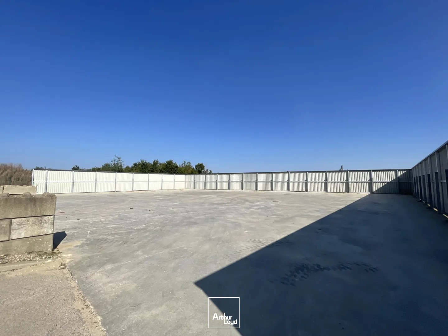 Locaux d'activité & Entrepôts - Vente - GUICHAINVILLE - 27930 - 1100-1100 - 7731619