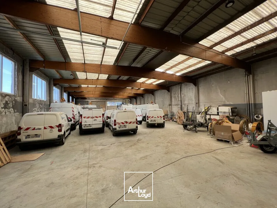 Locaux d'activité & Entrepôts - Location - VALENCE - 26000 - 575-575 - 7732186