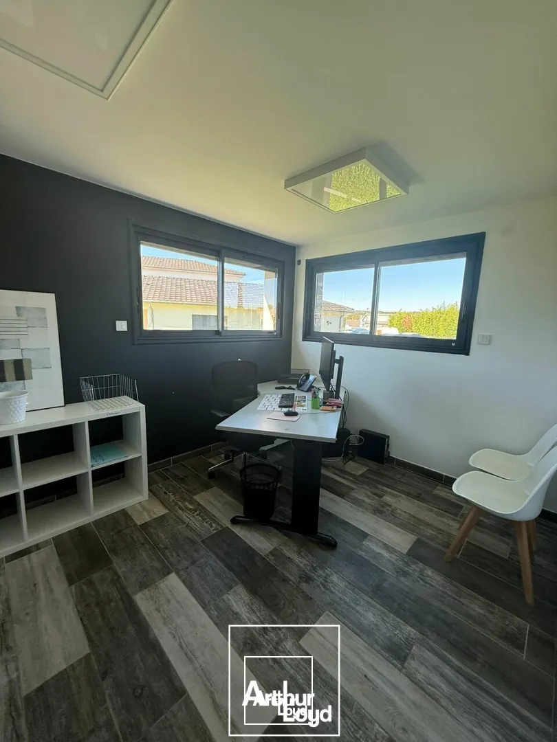 Bureaux - Location - TERRASSON LAVILLEDIEU - 24120 - 122-122 - 7732272