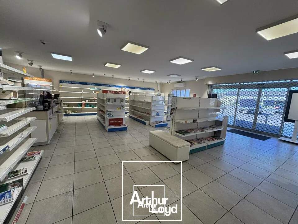 Locaux commerciaux - Location - MALEMORT - 19360 - 317-317 - 7732292