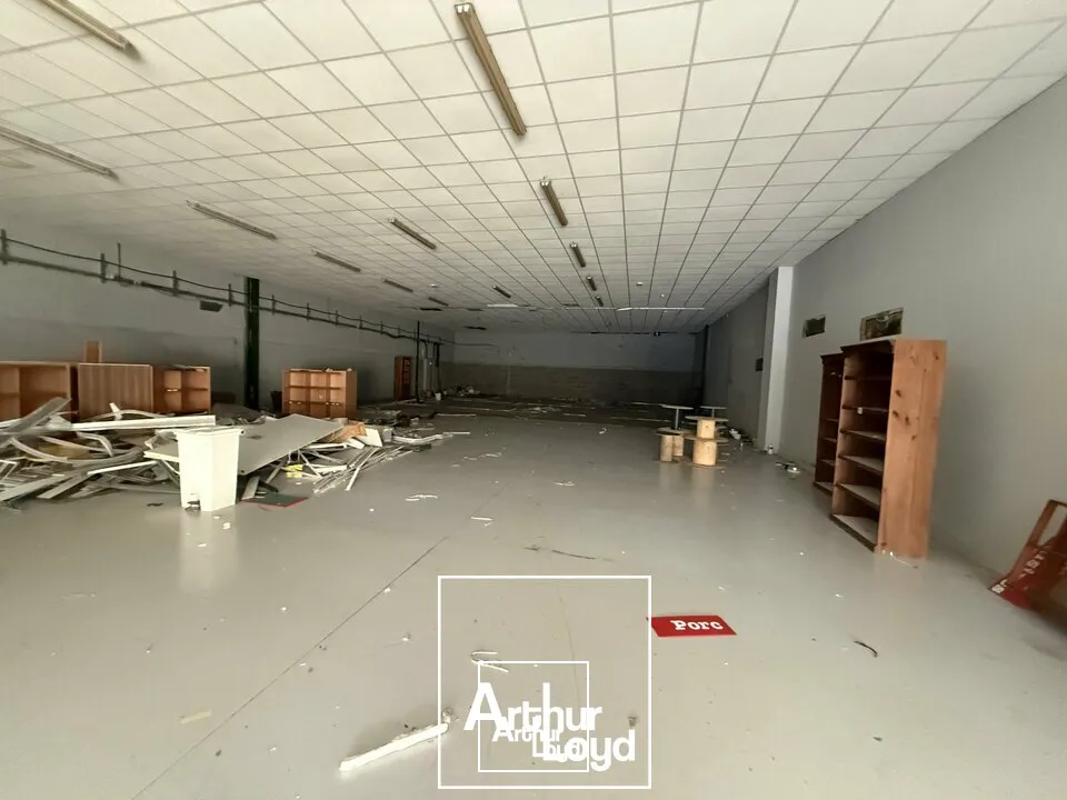 Locaux commerciaux - Location - BRIVE-LA-GAILLARDE - 19100 - 526-526 - 7732309