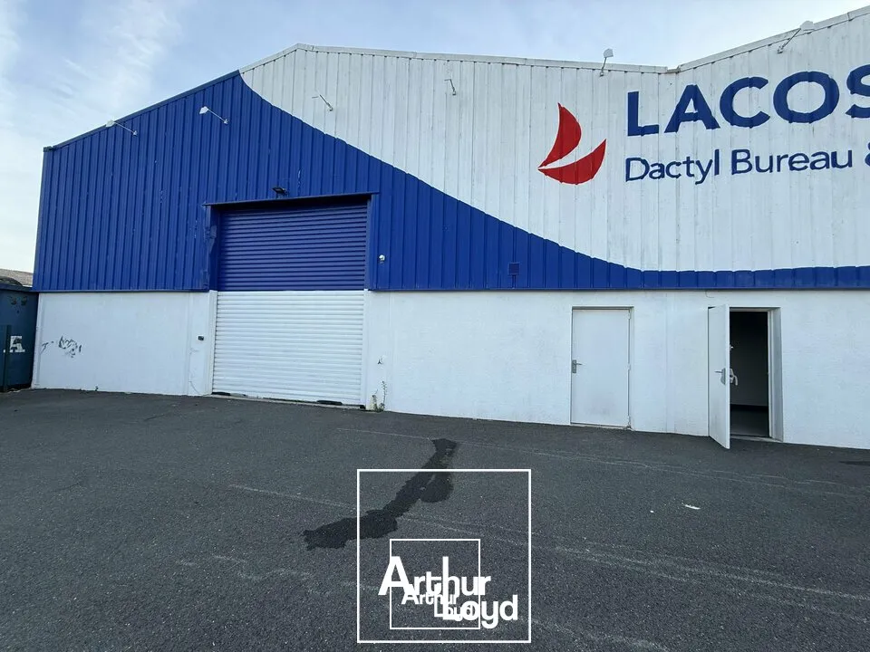 Locaux d'activité & Entrepôts - Location - BRIVE-LA-GAILLARDE - 19100 - 700-700 - 7732303