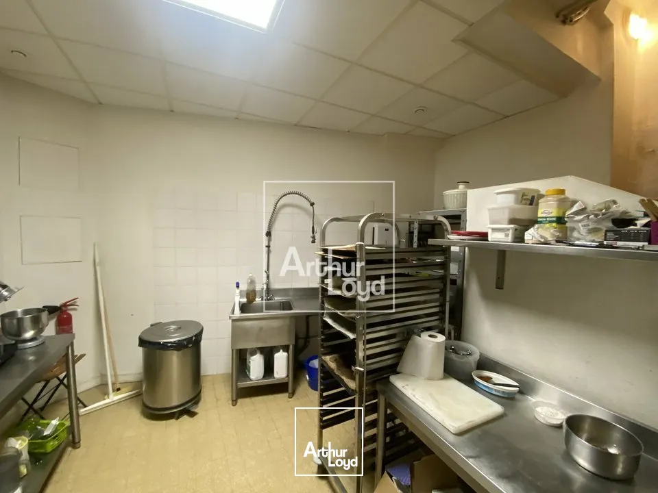 Locaux commerciaux - Vente - MELUN - 77000 - 62.99-62.99 - 7732324