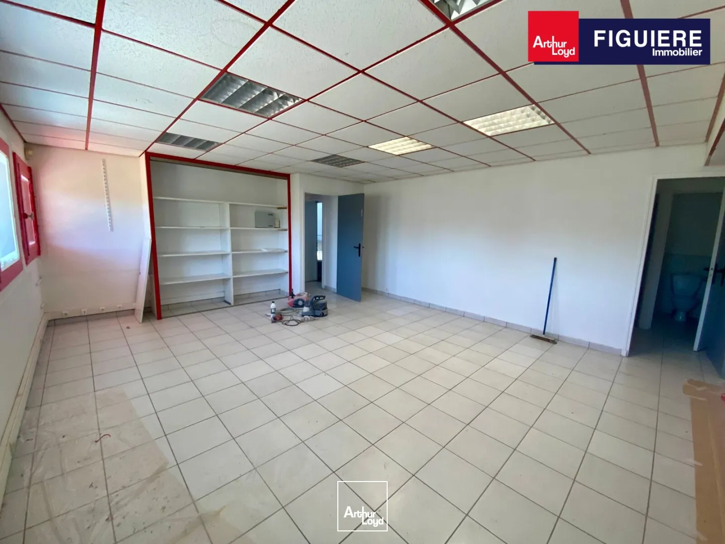 Locaux d'activité & Entrepôts - Location - LANCON PROVENCE - 13680 - 580-580 - 7732376