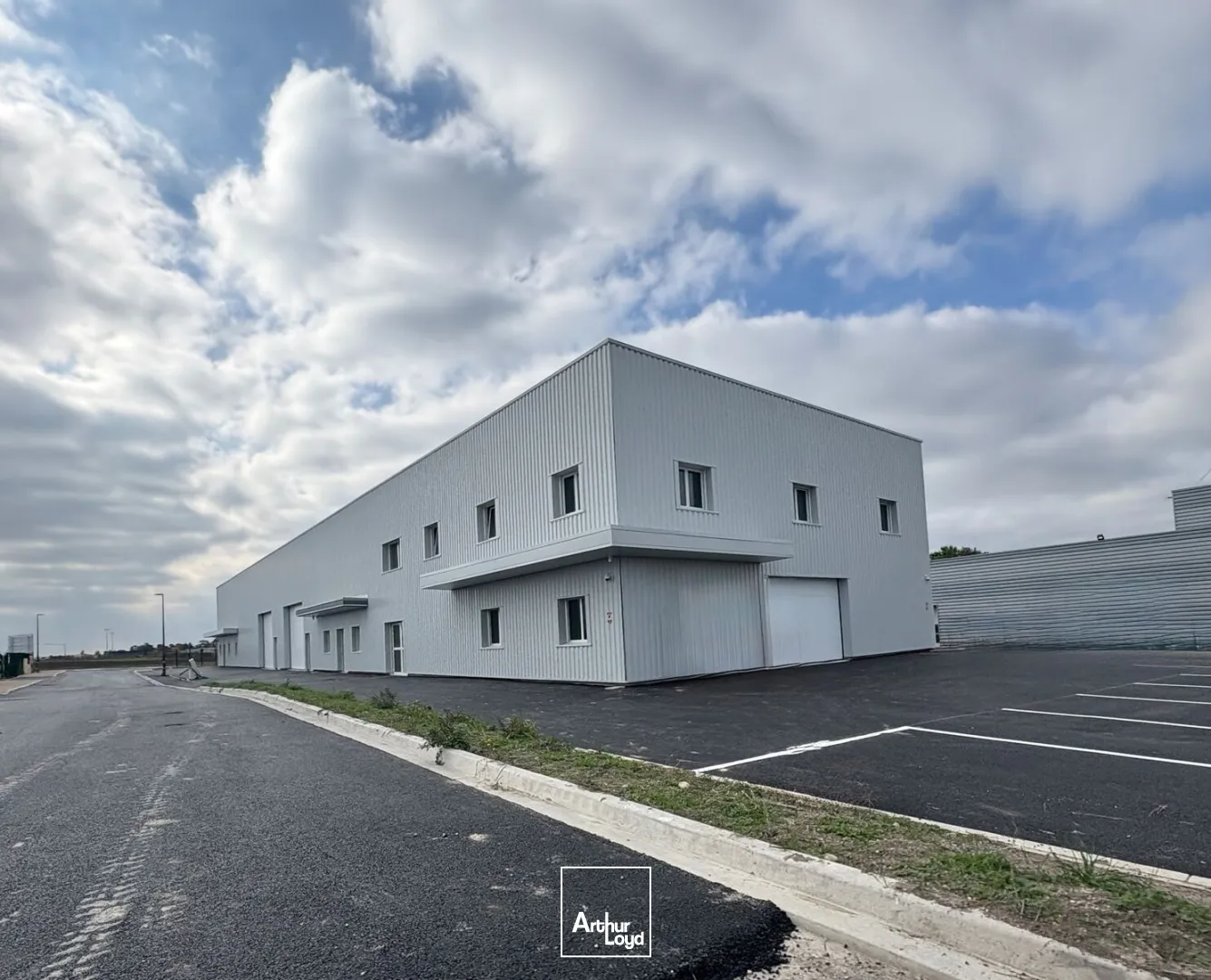 Locaux d'activité & Entrepôts - Vente - INGRE - 45140 - 251-1208 - 7732535