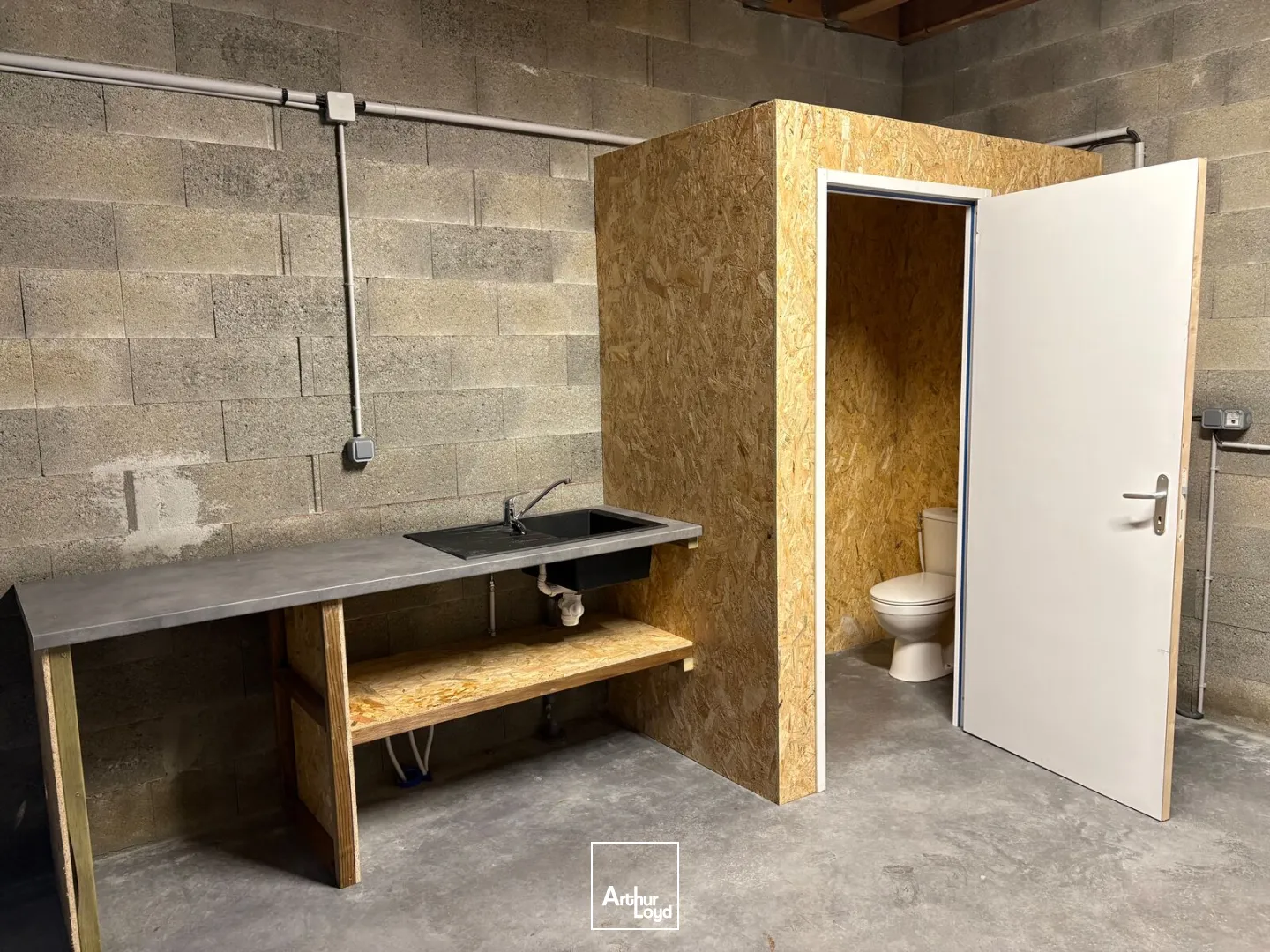 Locaux d'activité & Entrepôts - Location - VIGNEUX DE BRETAGNE - 44360 - 45-45 - 7732627