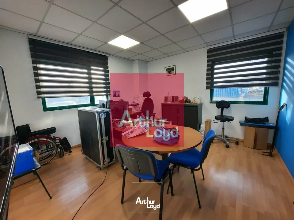 Locaux d'activité & Entrepôts - Location - CLERMONT-FERRAND - 63100 - 1166-1166 - 7733024