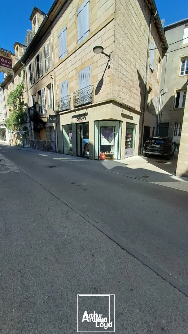 Locaux commerciaux - Location - BRIVE-LA-GAILLARDE - 19100 - 70-70 - 7733130