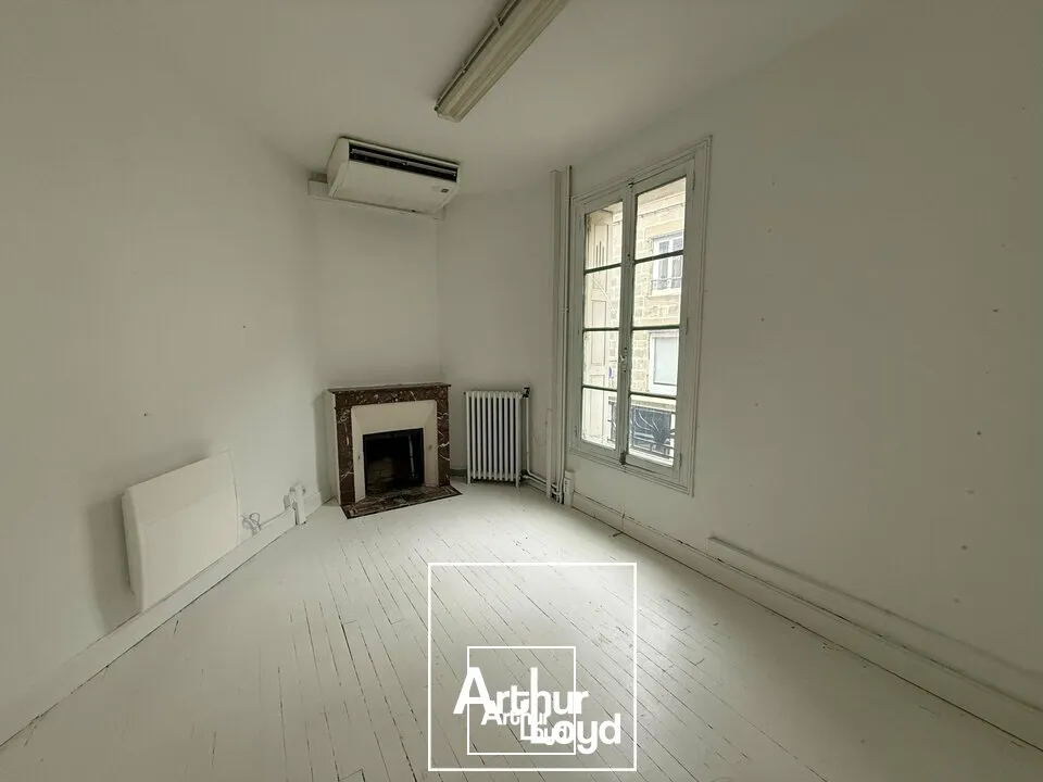 Locaux commerciaux - Location - BRIVE-LA-GAILLARDE - 19100 - 99-99 - 7733159