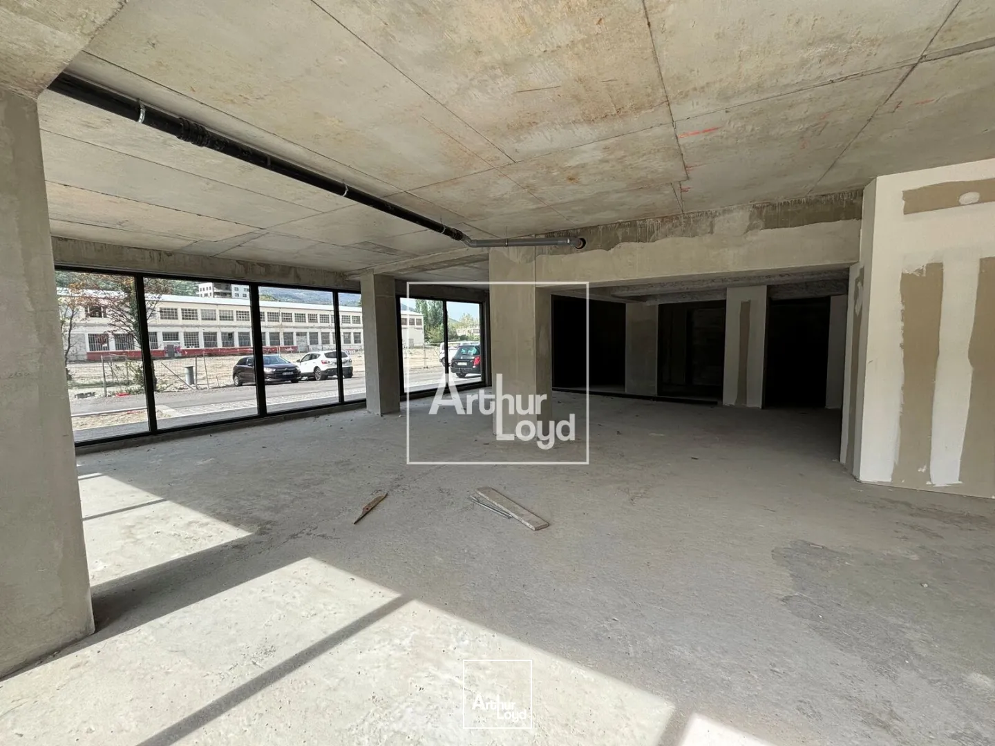 Locaux commerciaux - Vente - LE PONT DE CLAIX - 38800 - 74.81-619.19 - 7733402