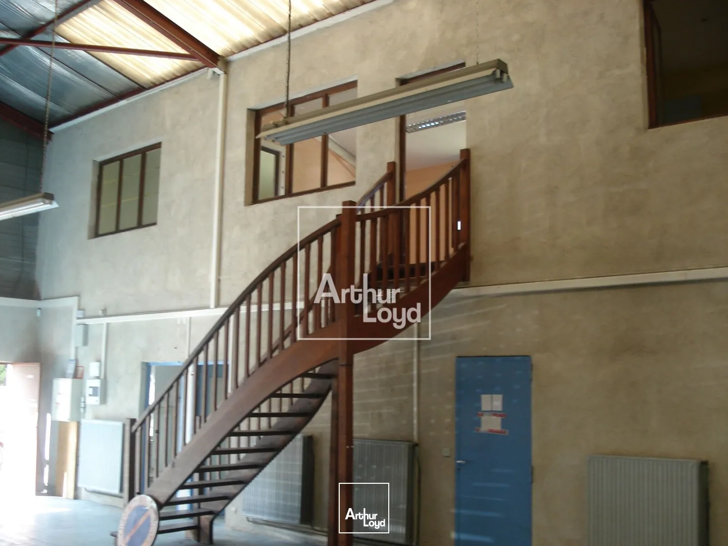 Locaux d'activité & Entrepôts - Location - ECHIROLLES - 38130 - 284-284 - 7733406