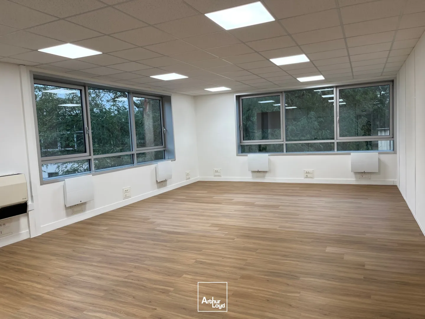 Bureaux - Vente - ERAGNY - 95610 - 206.6-206.6 - 7733620