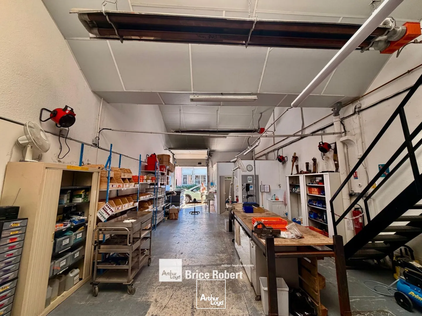 Locaux d'activité & Entrepôts - Location - VENISSIEUX - 69200 - 140-140 - 7733843