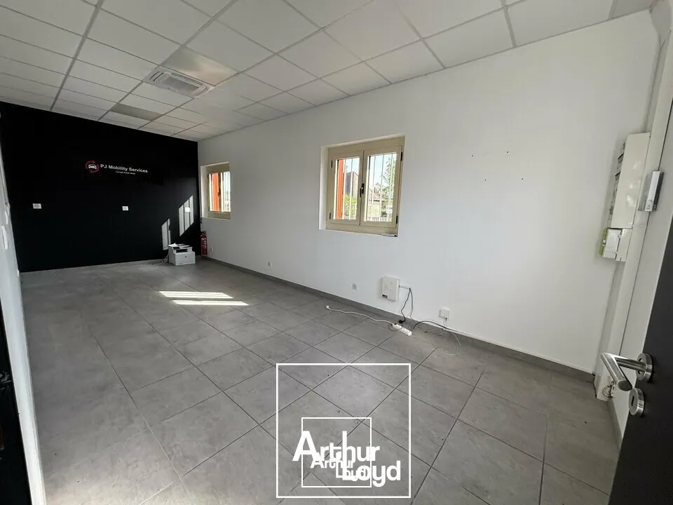 Locaux commerciaux - Location - MALEMORT - 19360 - 190-190 - 7733971