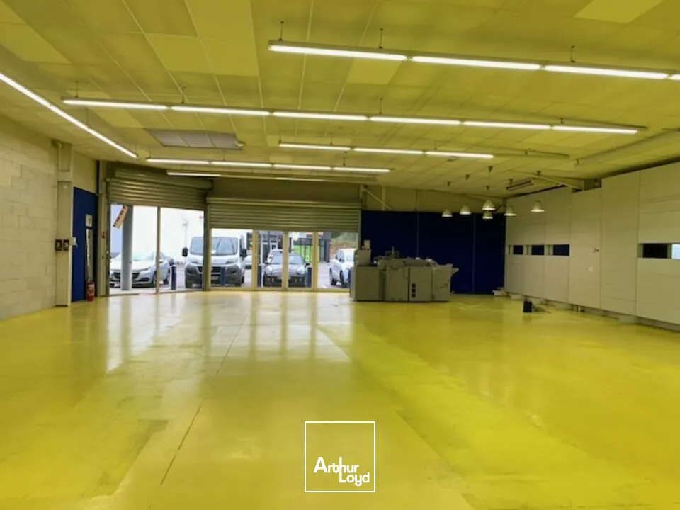 Locaux commerciaux - Location - ORANGE - 84100 - 602-602 - 7734934