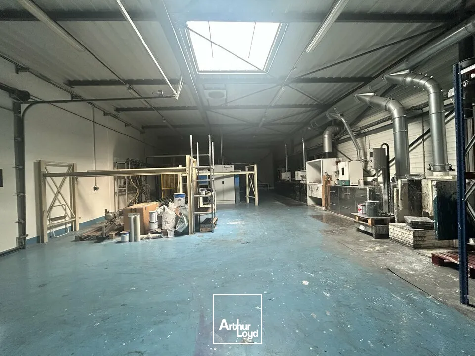 Locaux d'activité & Entrepôts - Vente - CHALON-SUR-SAÔNE - 71100 - 1384-1384 - 7734975