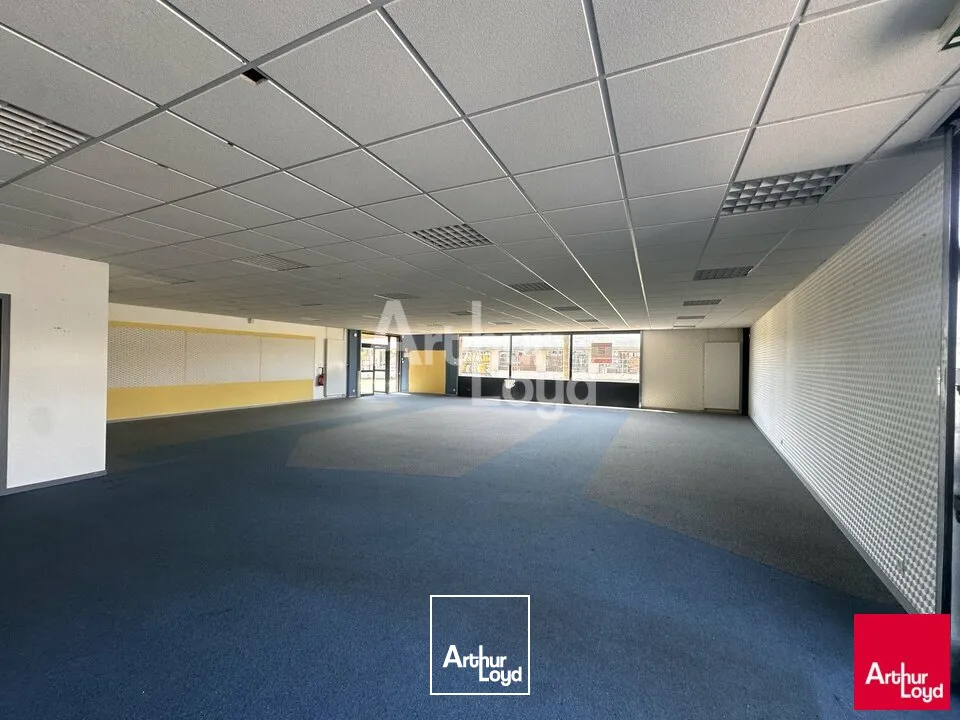 Locaux commerciaux - Vente - VITRÉ - 35500 - 310-910 - 7734990