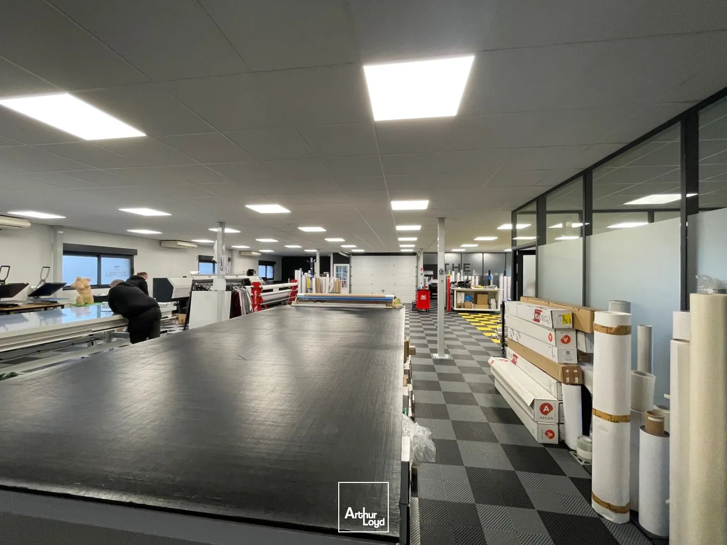 Locaux d'activité & Entrepôts - Vente - CAMBRONNE LES RIBECOURT - 60170 - 1131-1131 - 7735061