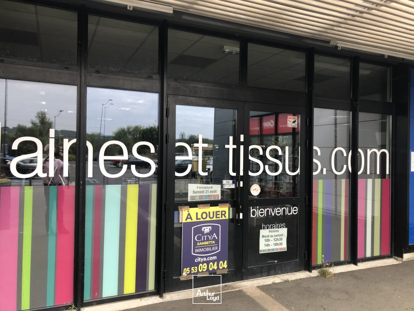 Locaux commerciaux - Location - PERIGUEUX - 24000 - 298.6-298.6 - 7735155