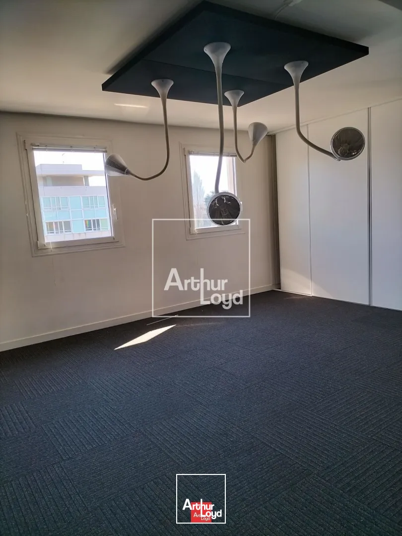 Bureaux - Location - GRENOBLE - 38100 - 110-1250 - 7735177