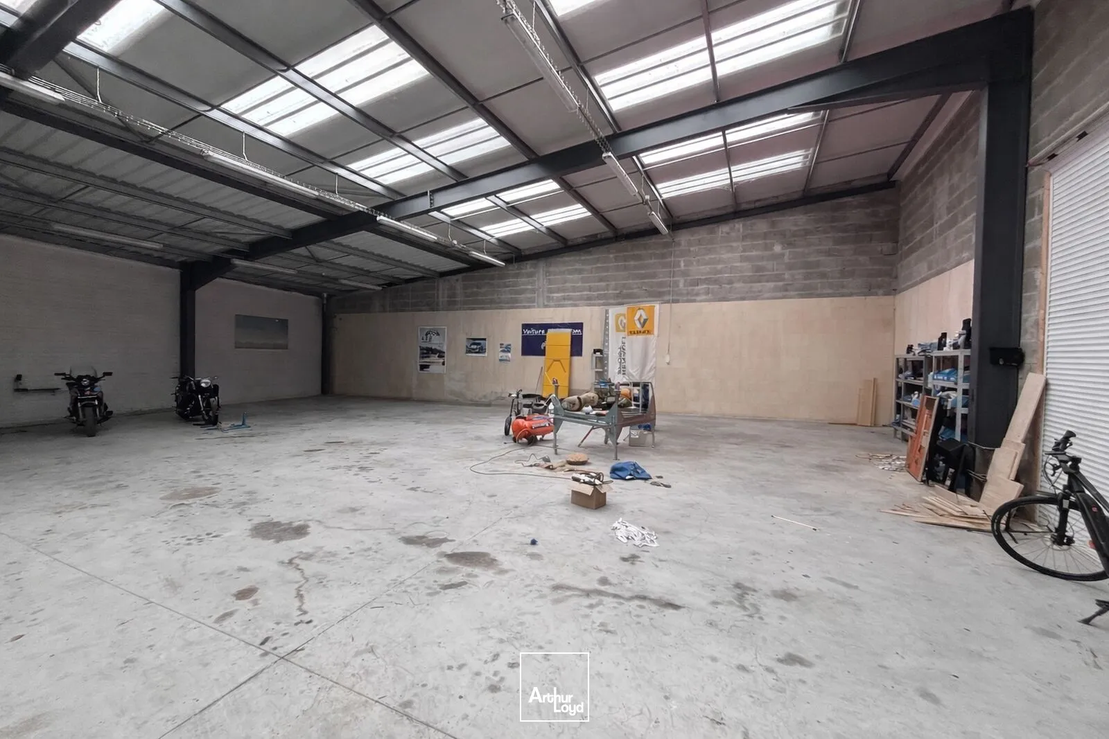 Locaux d'activité & Entrepôts - Location - HERIC - 44810 - 380-380 - 7735300