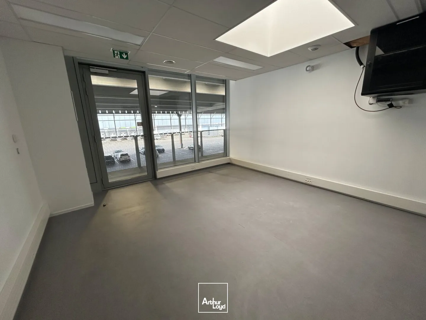 Locaux d'activité & Entrepôts - Location - REZE - 44400 - 334-334 - 7735311