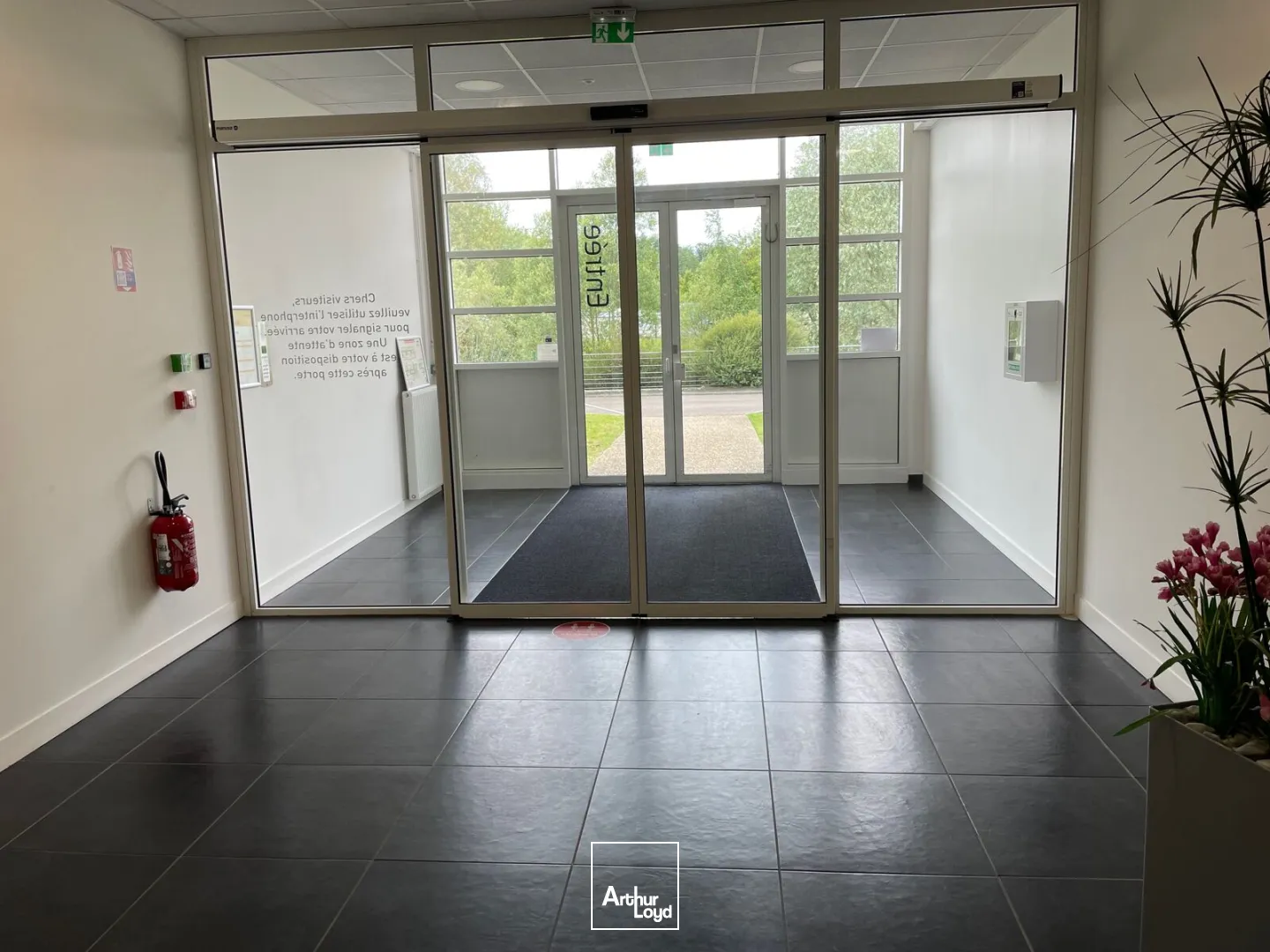 Bureaux - Location - HEUDEBOUVILLE - 27400 - 415-915 - 7735324